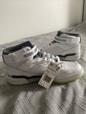 Size 8 - Xbox 360 x adidas Forum Mid 20th Anniversary