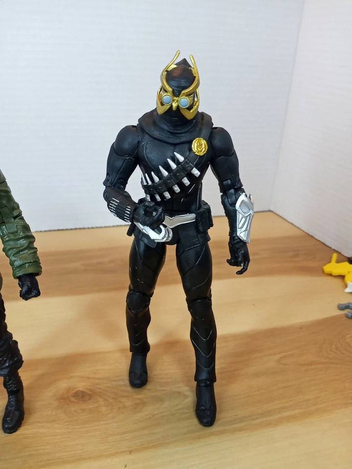 Garra DC Multiverse 2022 Court Of Owls 7" + Batman -The Ridler Resin 7" 2021 Foto 3 de 4