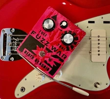 Death By Audio FUZZ WAR  *Empire Guitars To Here Knows When Exclusive*  "...