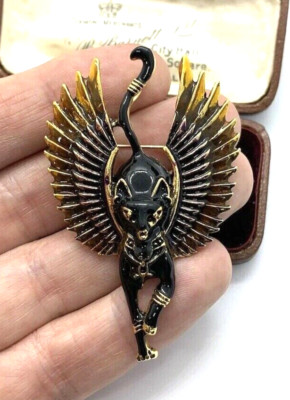 Auffallende schwarz-goldene ägyptische Art Deco Stil Göttin Bast geflügelte KATZE Brosche