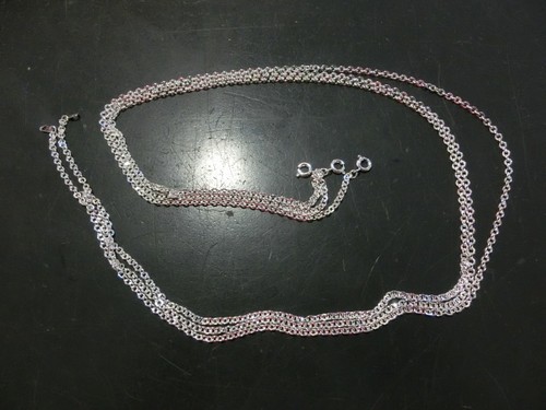 Catenina sottile in ARGENTO. Lunghezza regolabile. Modello Veneziana