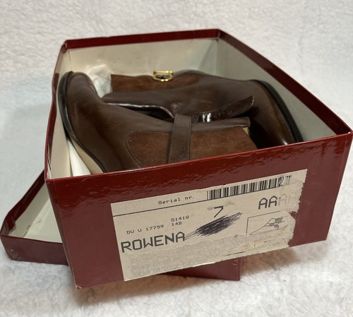 Salvatore Ferragamo Rowena Ankle Boots/Booties Size 7 AAAA - Picture 3 of 9