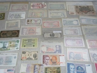 Nystamps Worldwide paper money currency collection with better o32cr