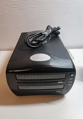 E3 Works DISCCLONE II Stand-Alone CD & DVD Copier Tested - 第 1/7 張圖片