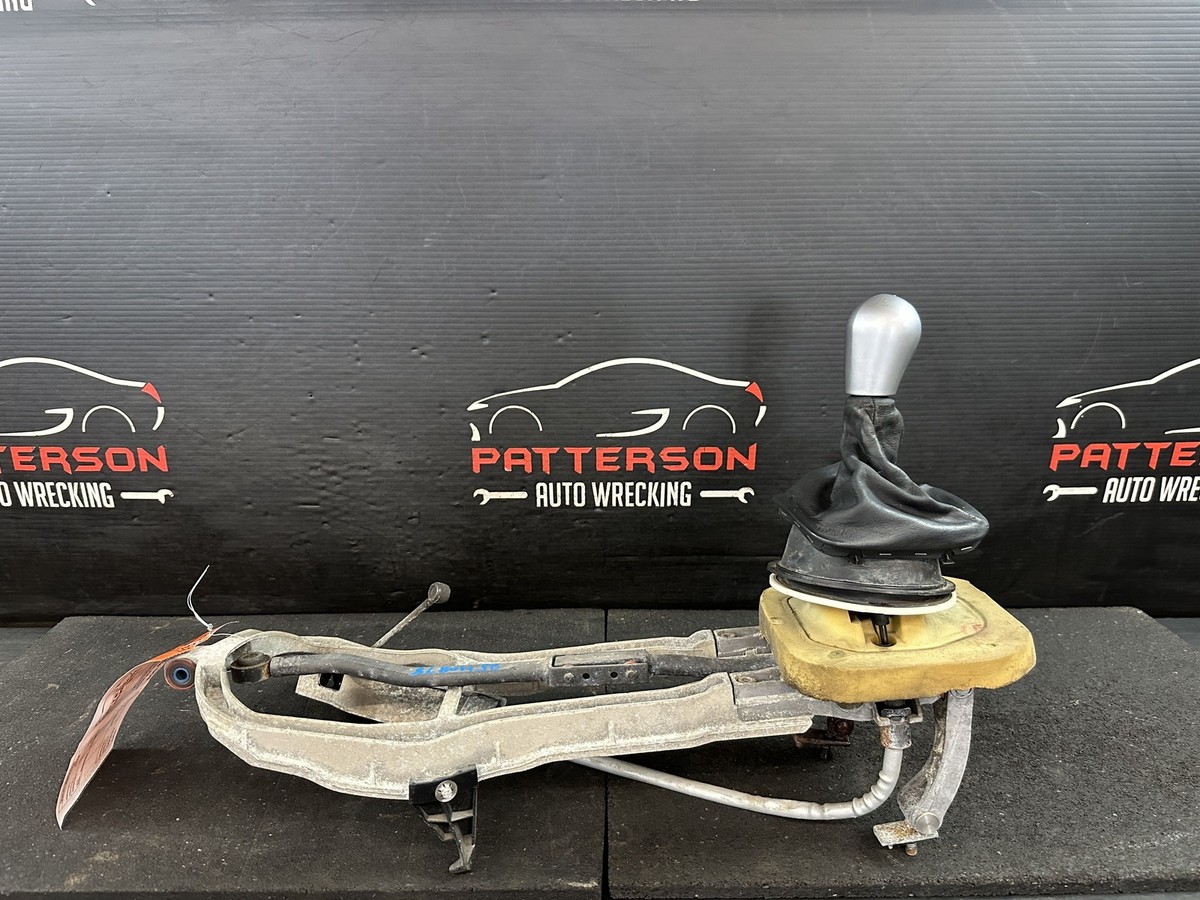 04-08 CHRYSLER CROSSFIRE MANUAL TRANSMISSION FLOOR SHIFTER GEAR