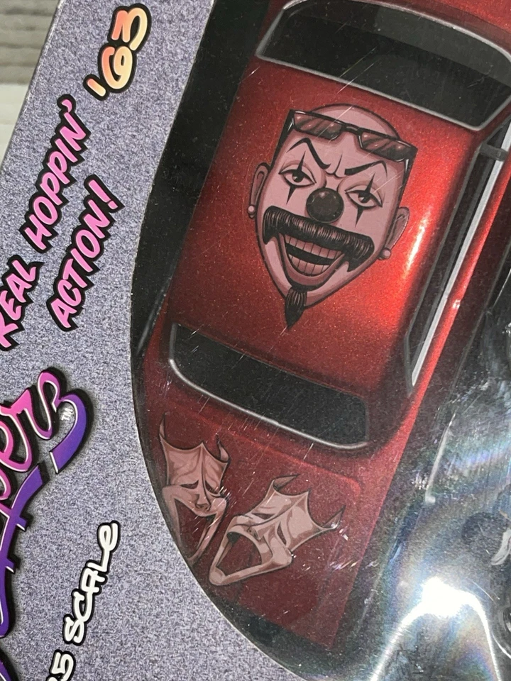 1/25 Scale Lindbergh ‘63 Impala Homie Hoppers RC Radio Control New In Box - Image 4 of 4