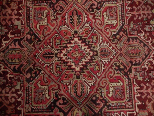 8x10' Maroon Semi-Antique Traditional Heeriz Rug 73132 - Picture 5 of 7