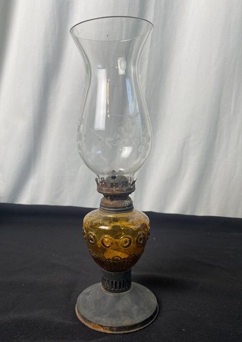 Antique 1920’s Amber Glass Kerosene Oil Lamp W/ Crystal Etched Top Vintage Rare - Picture 2 of 12