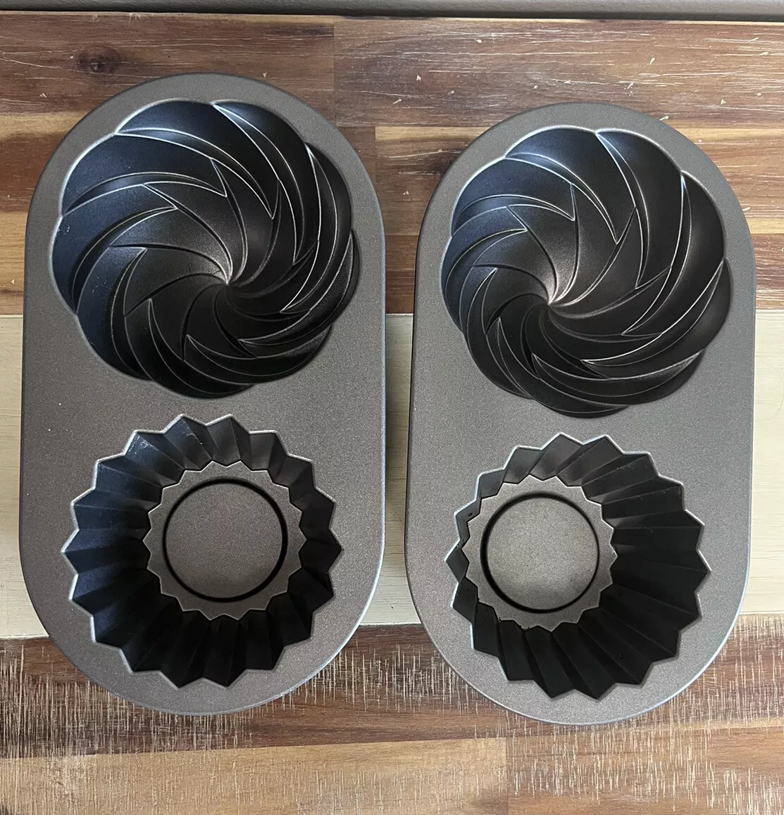 Nordic Ware Cute Cupcake Pan