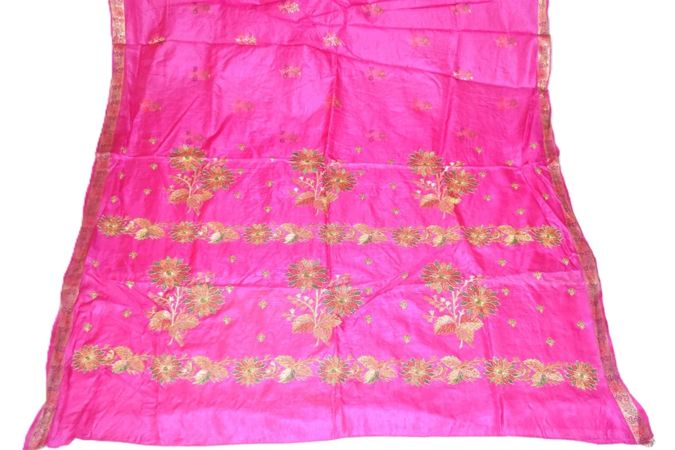 Sari de diseño floral tradicional lentejuelas bordado trabajo rosa pura seda Foto 3 de 4