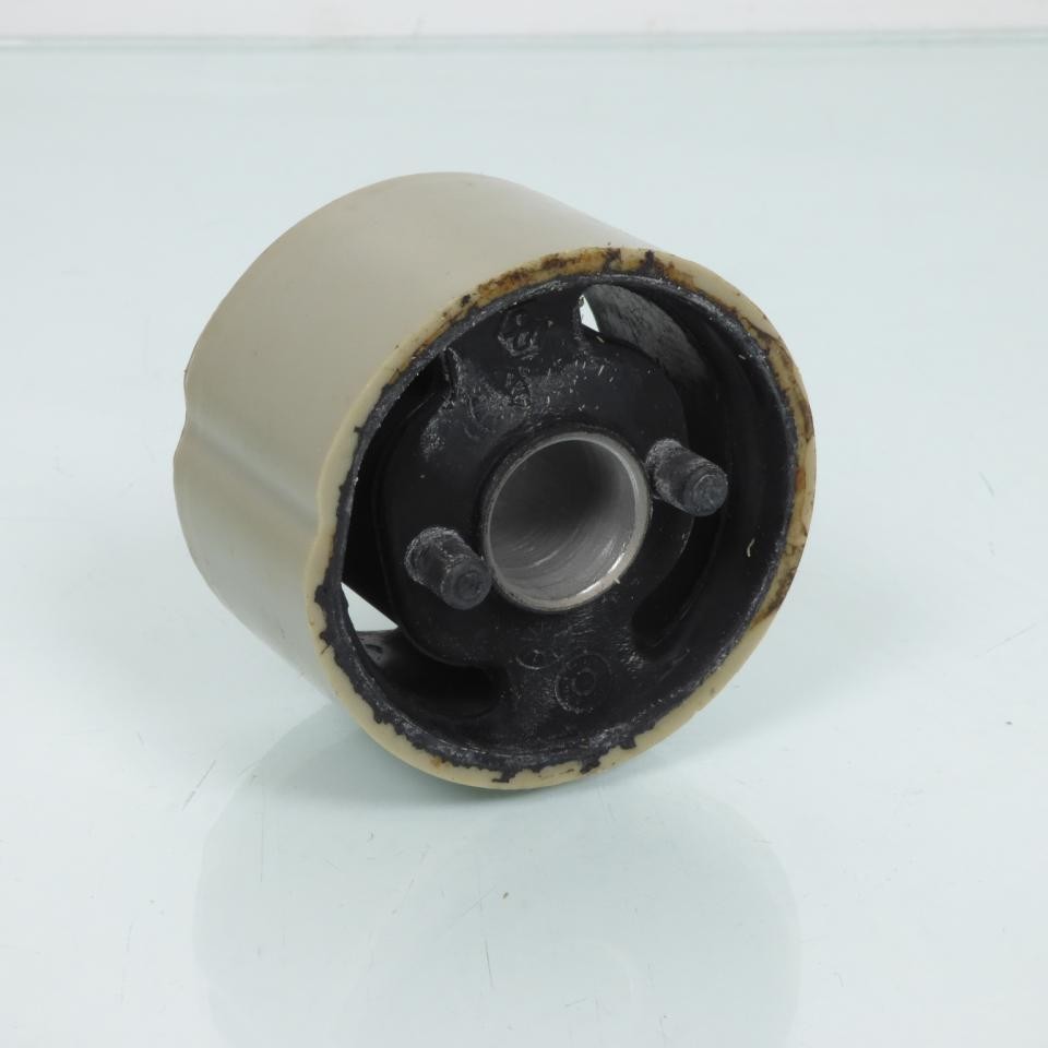 Silentbloc support moteur Piaggio Fly 125 4T AC 2007-2010