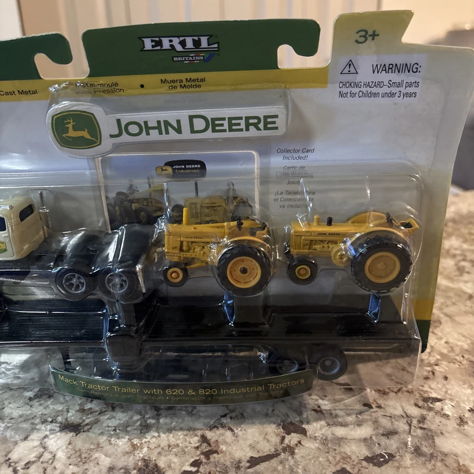 1/64 Ertl John Deere Mack Tractor Trailer 620/820 Tractors Die Cast 15735 New - Image 3 of 4