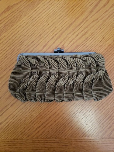 Unbranded Vtg. Green Ruffled Purse