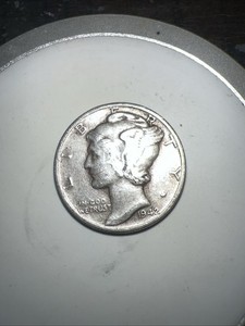 1942 Mercury Liberty Head One Dime 10c USD Silver Coin