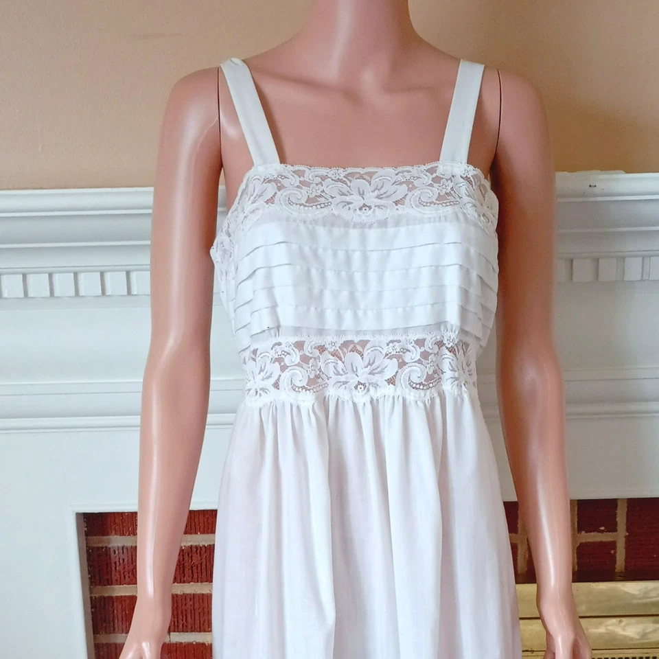 Maxi Camisón Lily of France Vintage S Blanco Encaje y Plisado Sin Mangas Foto 4 de 4