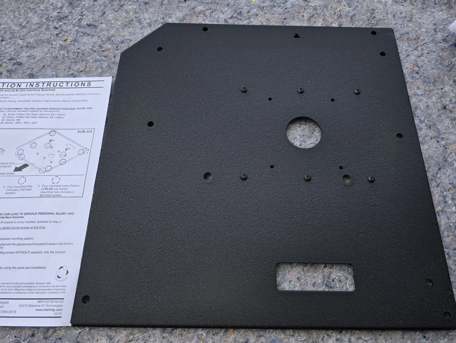 Chief SLM324 Custom Interface Bracket - Thumbnail 4