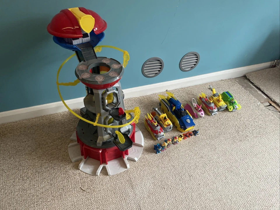Paw Patrol Mighty Lookout Tower& Vehicles - Image 2 of 4
