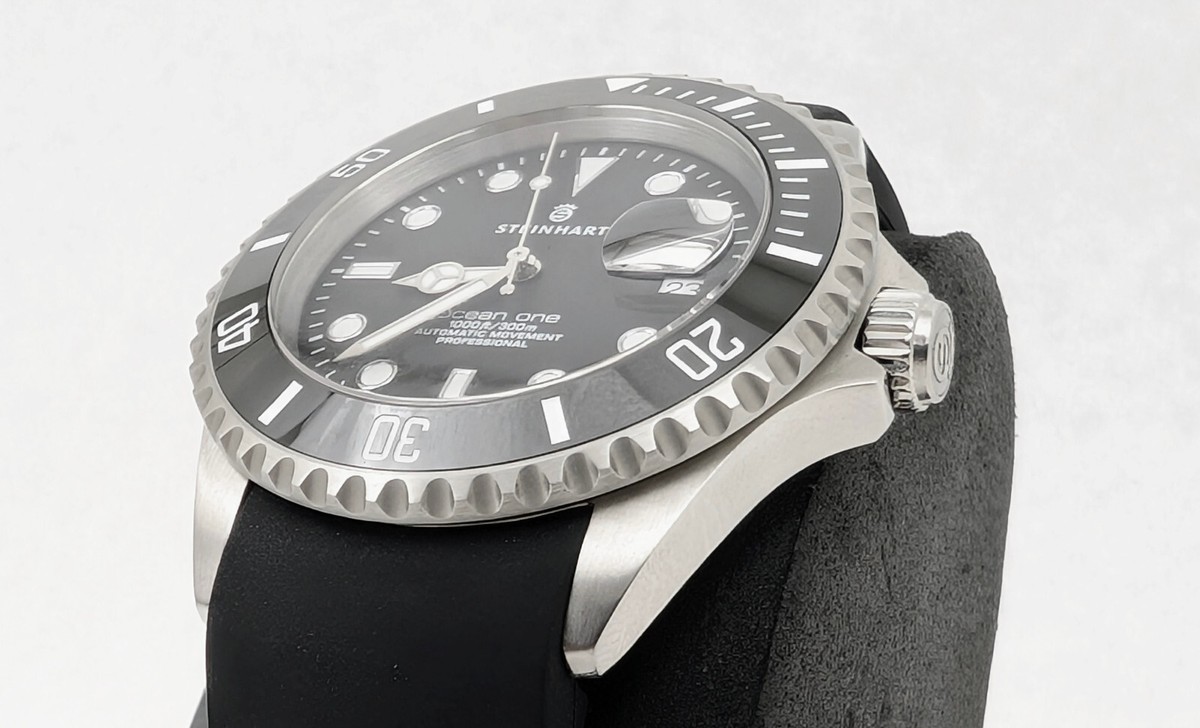 Chronotiempo Black Silicone Bracelet Steinhart Ocean Diver Watch