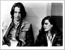 RIVER'S EDGE - 1986 - 1 Original 8x10 Glossy Photo - KEANU REEVES, IONE SKYE