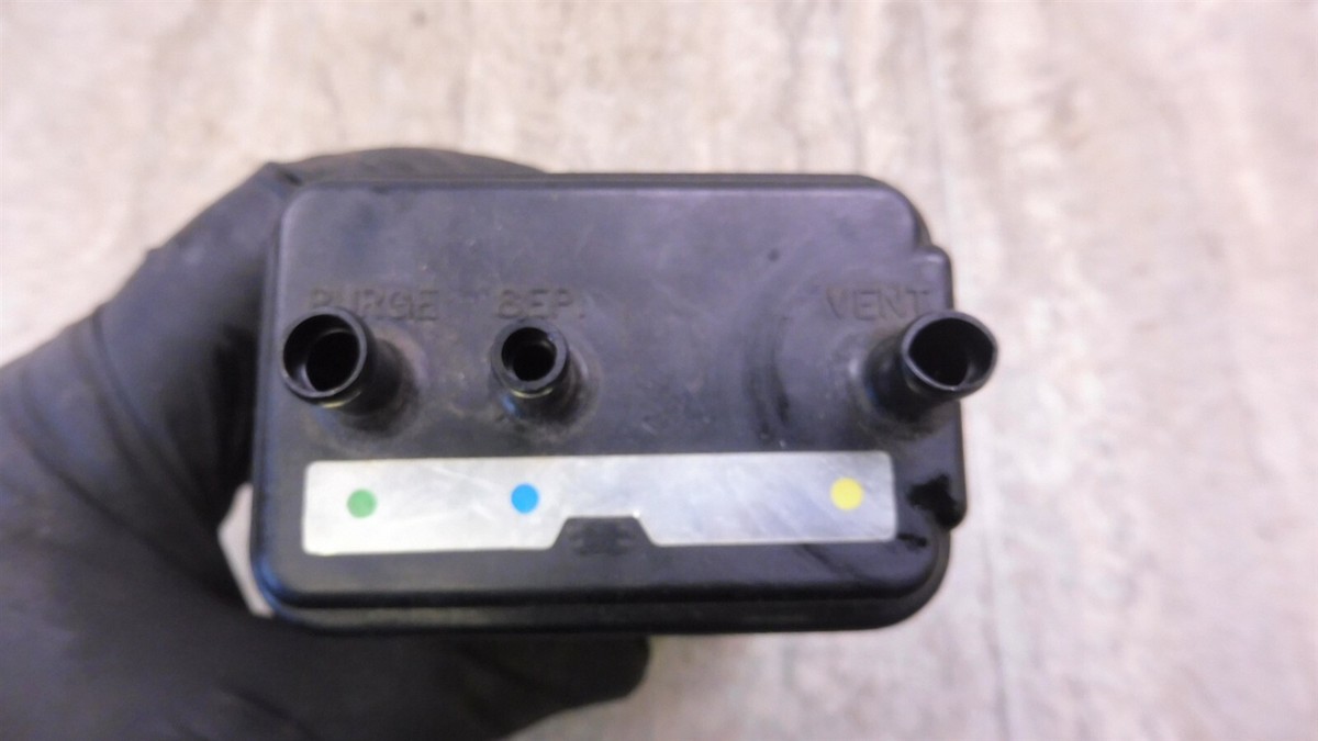 1989 Kawasaki ZX600C Ninja K249-3) fuel evap evaporator
