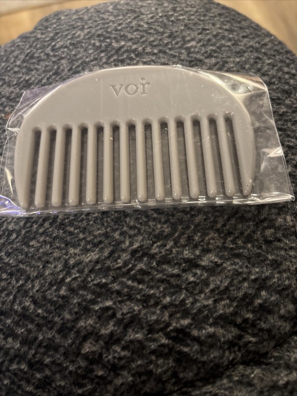 Voir Comb