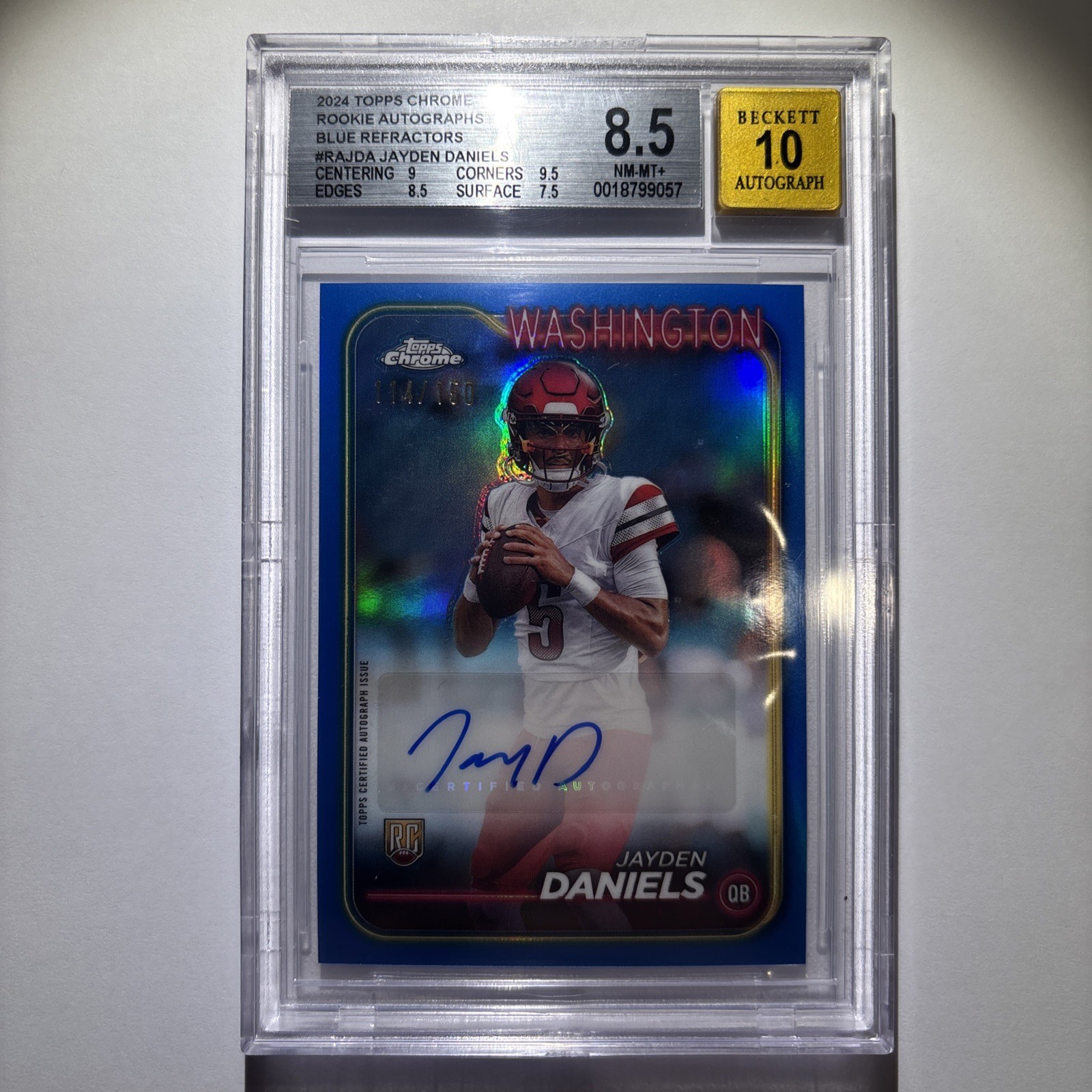 2024 Topps Chrome Jayden Daniels Blue Refractor Rookie Auto /150