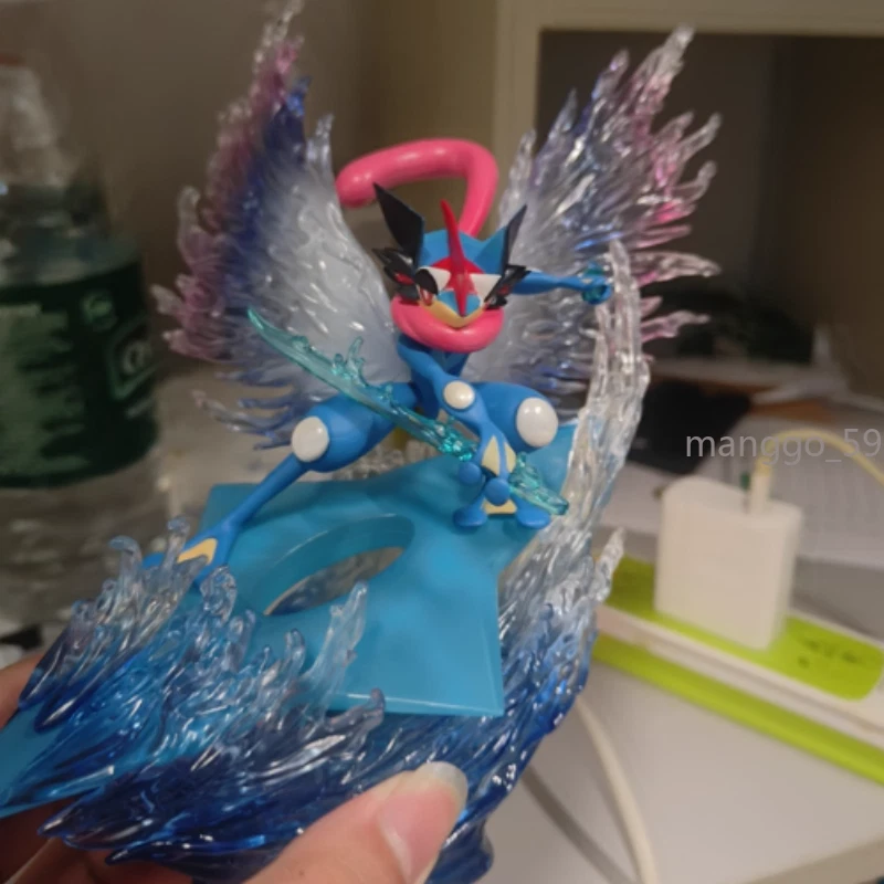 Figurine Ash-Greninja Pokémon – Pose Attaque D'eau, 22 Cm, PVC, 2025