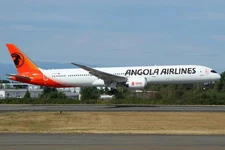 1:400 Phoenix Models TAAG Angola Airlines Boeing 787-10 D2-TET