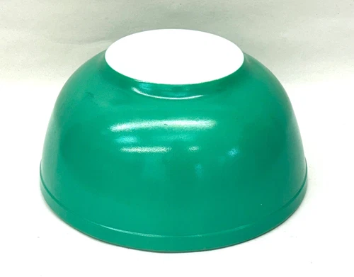 Vintage PYREX 403 Primary Color Green 2.5 Quart Mixing Nesting Bowl USA