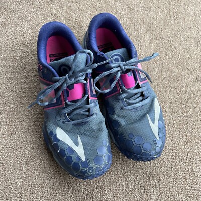 brooks pure grit women’s size medium running athletic style code  1201961B409