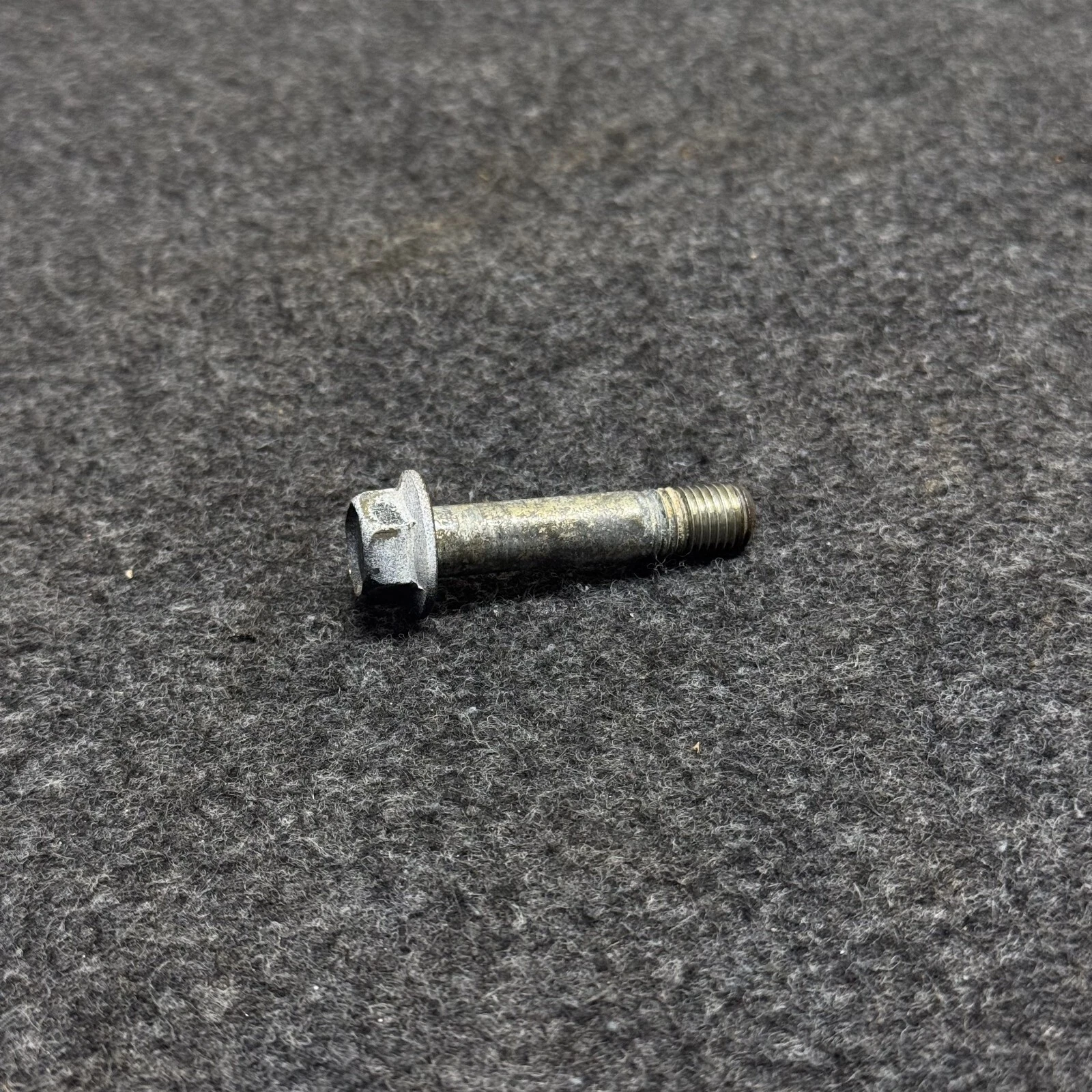 81-83 Honda XR200R OEM LOWER SHOCK BOLT LINKAGE MOUNT SWIVEL HARDWARE