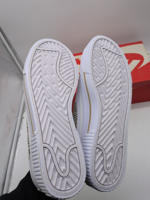 Nike Court Legacy Lift 9.5 (US) 新品 Nike Court Legacy Lift Shoe - Women's - Als.com