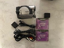 Hitachi DZ-GX5080A DVD Camcorder w/ Accessories   Case, Batteries, Manual  Tape