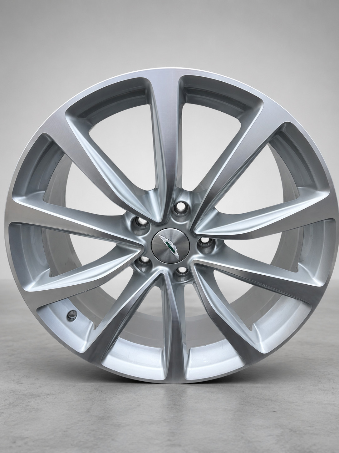 Aston Martin DB11 FRONT Wheel