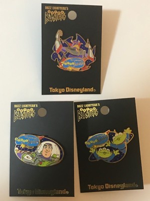 buzz lightyear fighting zurg