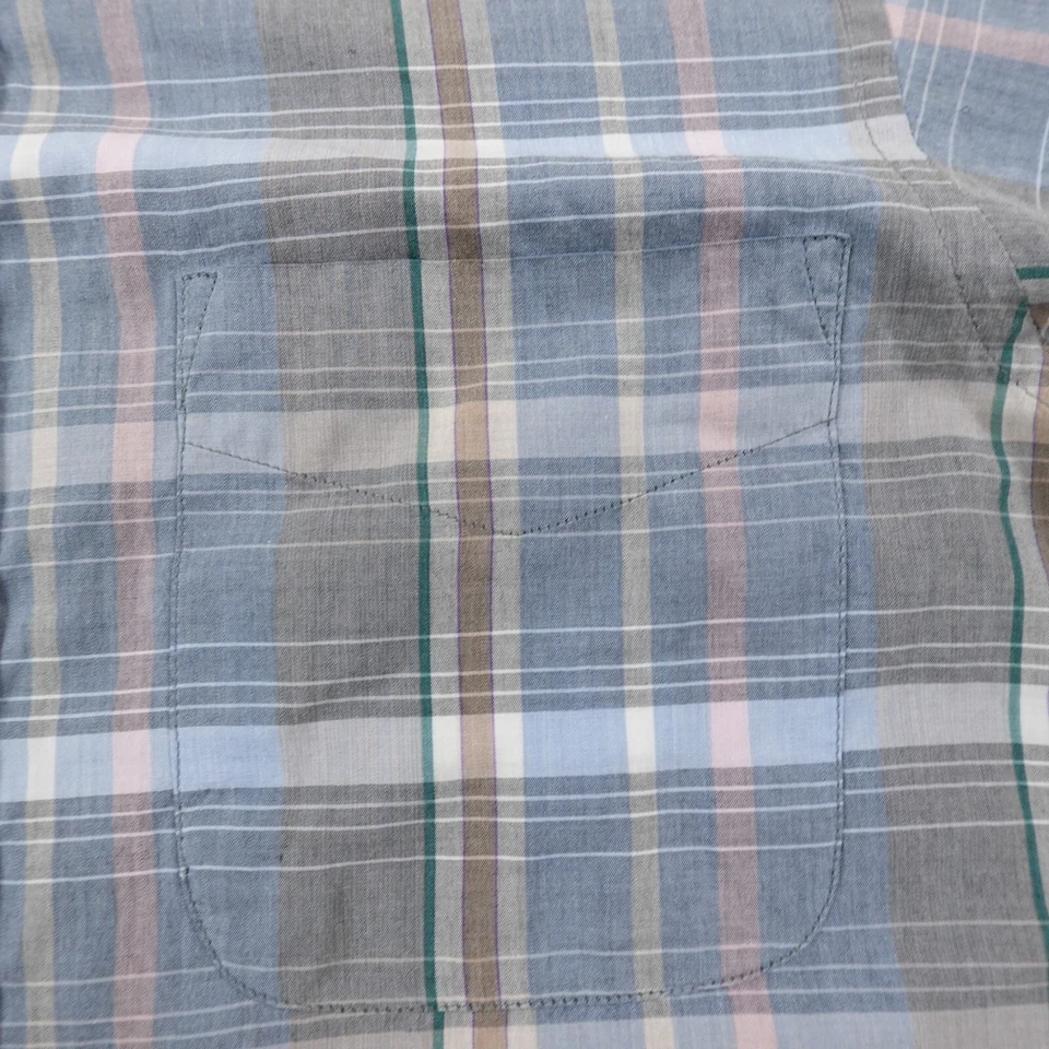 VTG Van Heusen Shirt Mens M Blue Gray Short Sleeve Button Up Preppy Casual Dress - Image 2 of 4