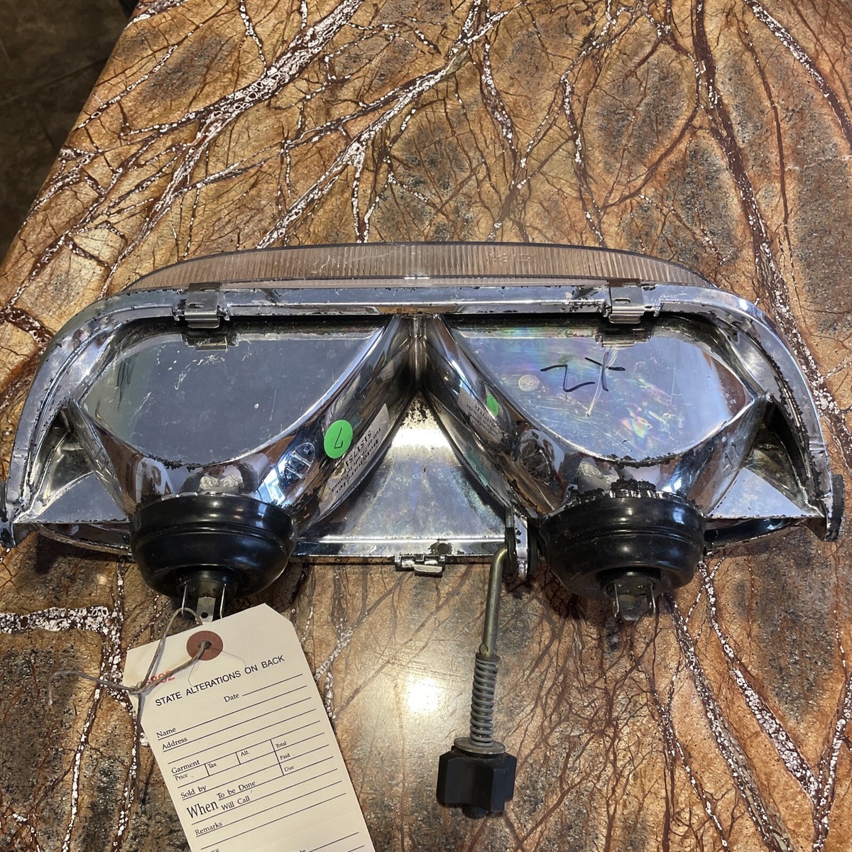 ski-doo G4用　ヘッドライト Amazon.com: Ski-Doo New OEM Snowmobile Auxiliary LED Hood