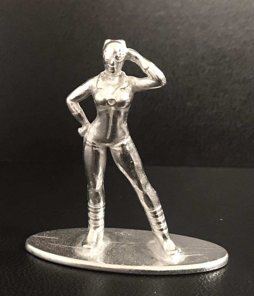 Pewter CATWOMAN DC Comics Batman Metal Statue Figurine