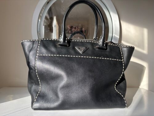 (Used) Authentic Prada Milano original City Calf Twin-Pocket Tote Bag in Black - Picture 4 of 13