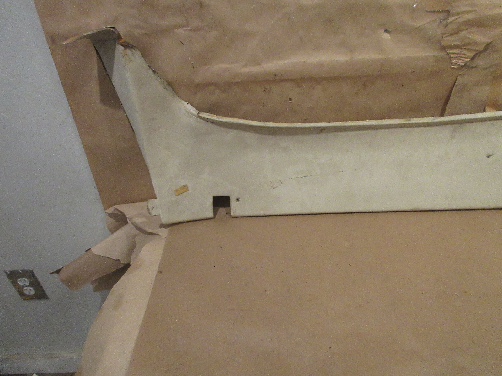 Ferrari 208,308,328 Rear Moulding - P/N 62486600