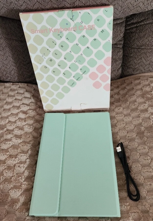 NIB! (open box) Mint Green~Smart Keyboard/Case for Ipad 8~7~Air 3 (10.2"-10.5") - Image 2 of 4