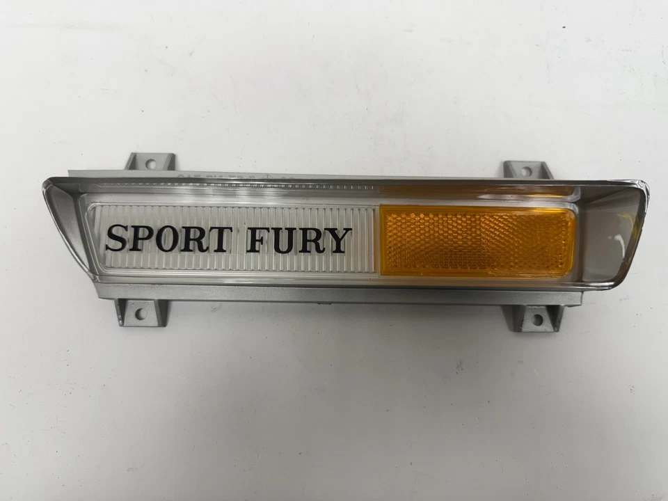 Plymouth Sport Fury 1970 luz marcador conductor delantero izquierdo lente NOS 3420843 Foto 2 de 4