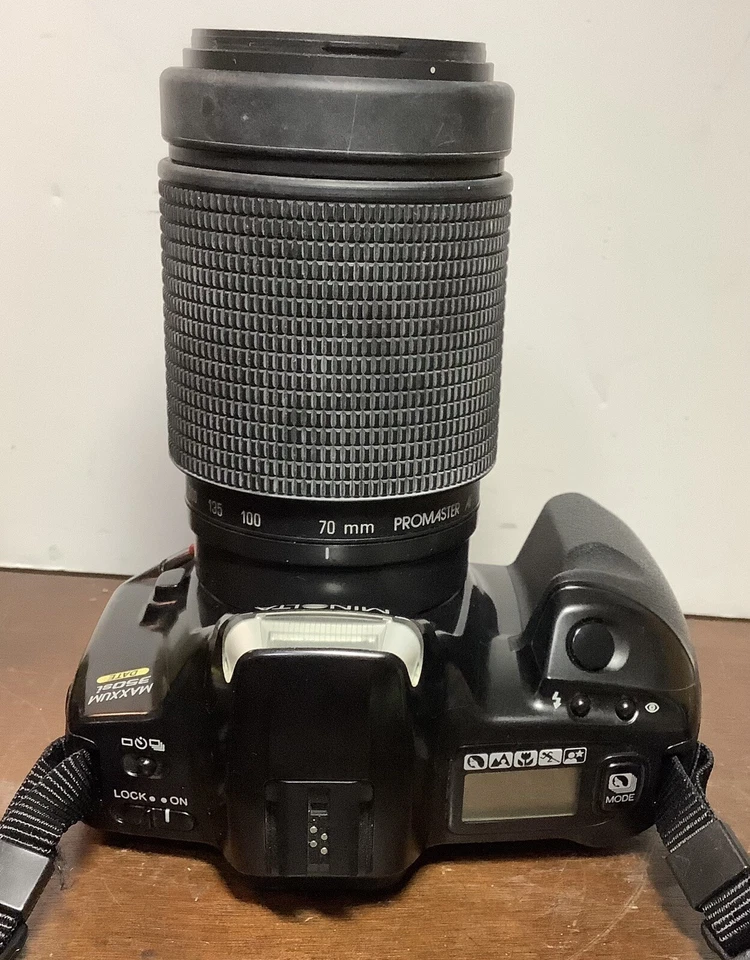 MT650 Minolta Maxxum 300si analoge Spiegelreflexkamera 35 mm Promaster Objektiv 70–300 mm 1:4–5,6 - Bild 2 von 4