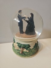Gone With The Wind - Rotating Scarlett and Rhett Musical Water Snow Globe