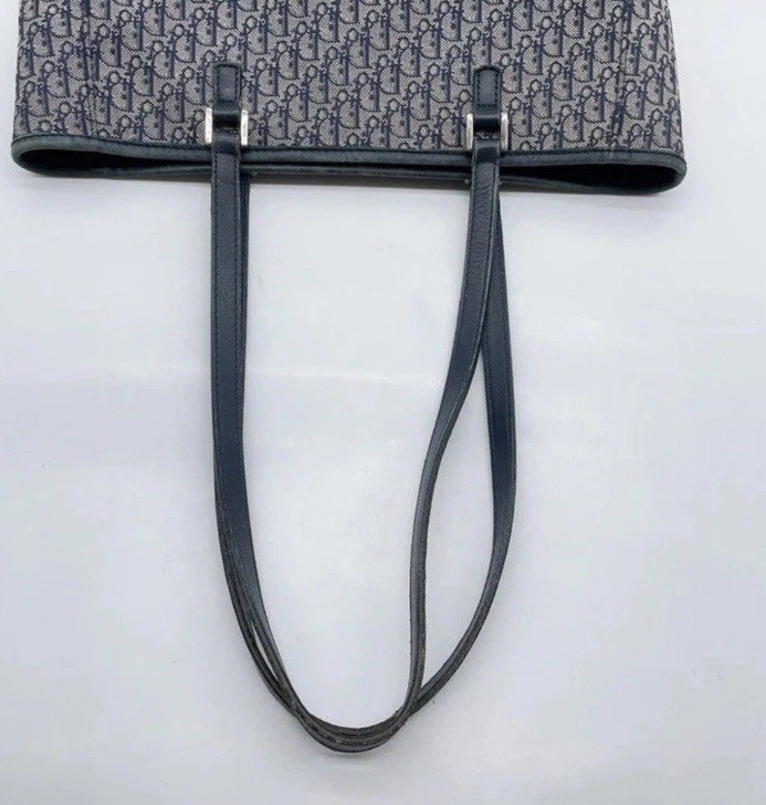 Authentic  Christian Dior Trotter Navy 1023 GM Bucket Leather Tote Bag NS110107