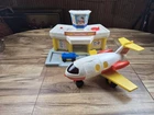 Vtg 1980 Fisher Price Little People Jetport Airport Playset Plane 933