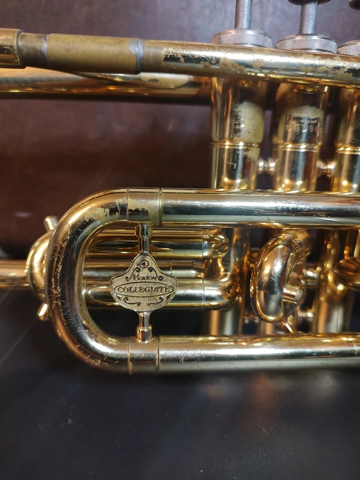 Vintage Holton Collegiate C602R Cornet W/ Case & Extras - Image 4 of 4