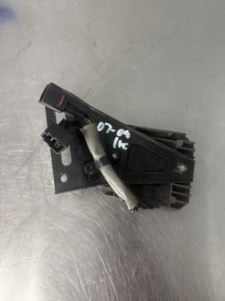 2007 2008 SUZUKI GSXR 1000 RECTIFIER VOLTAGE RECTIFIER REGULATOR BRACKET OEM - Image 4 of 4