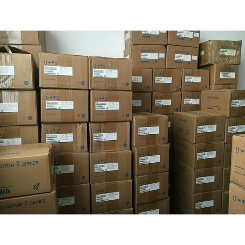 New Yaskawa SGM7A-04A7A61 Servo Motor SGM7A04A7A61 DHL Expedited Shipping - Picture 6 of 6