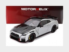 MOTORHELIX M83528 Nissan GT-R R35 NISMO Coupe 2022 Silver Carbon 1/18 Diecast